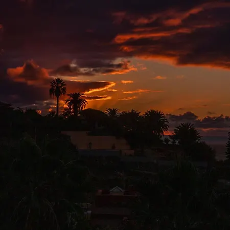 Sunset Cortes & Castro - Roques